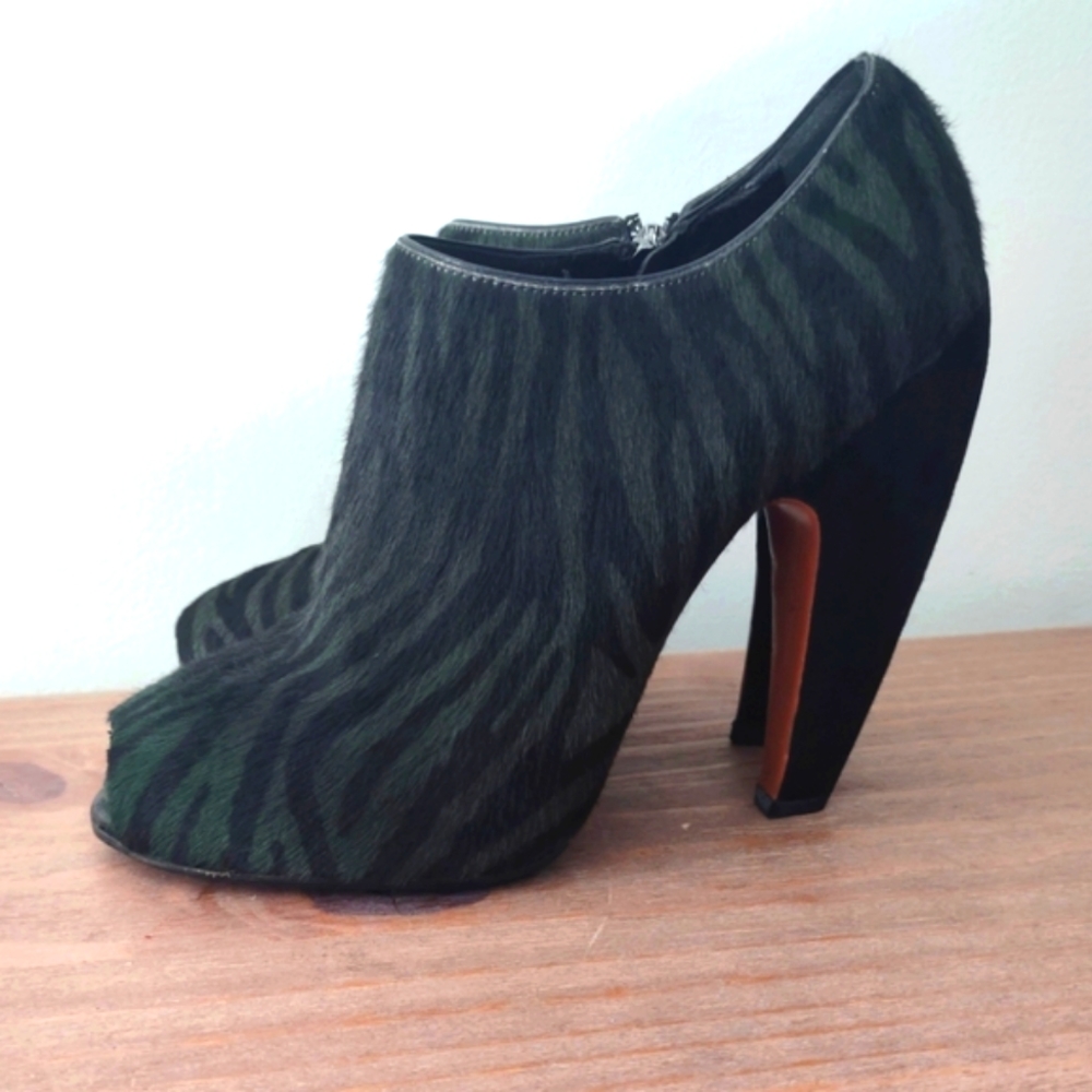 Alaïa pony hair green black zebra fuzzy booties! 39.5 US 9